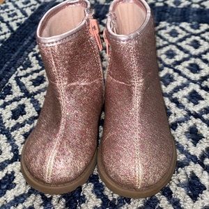 Carter’s Pink sparkly booties size 5